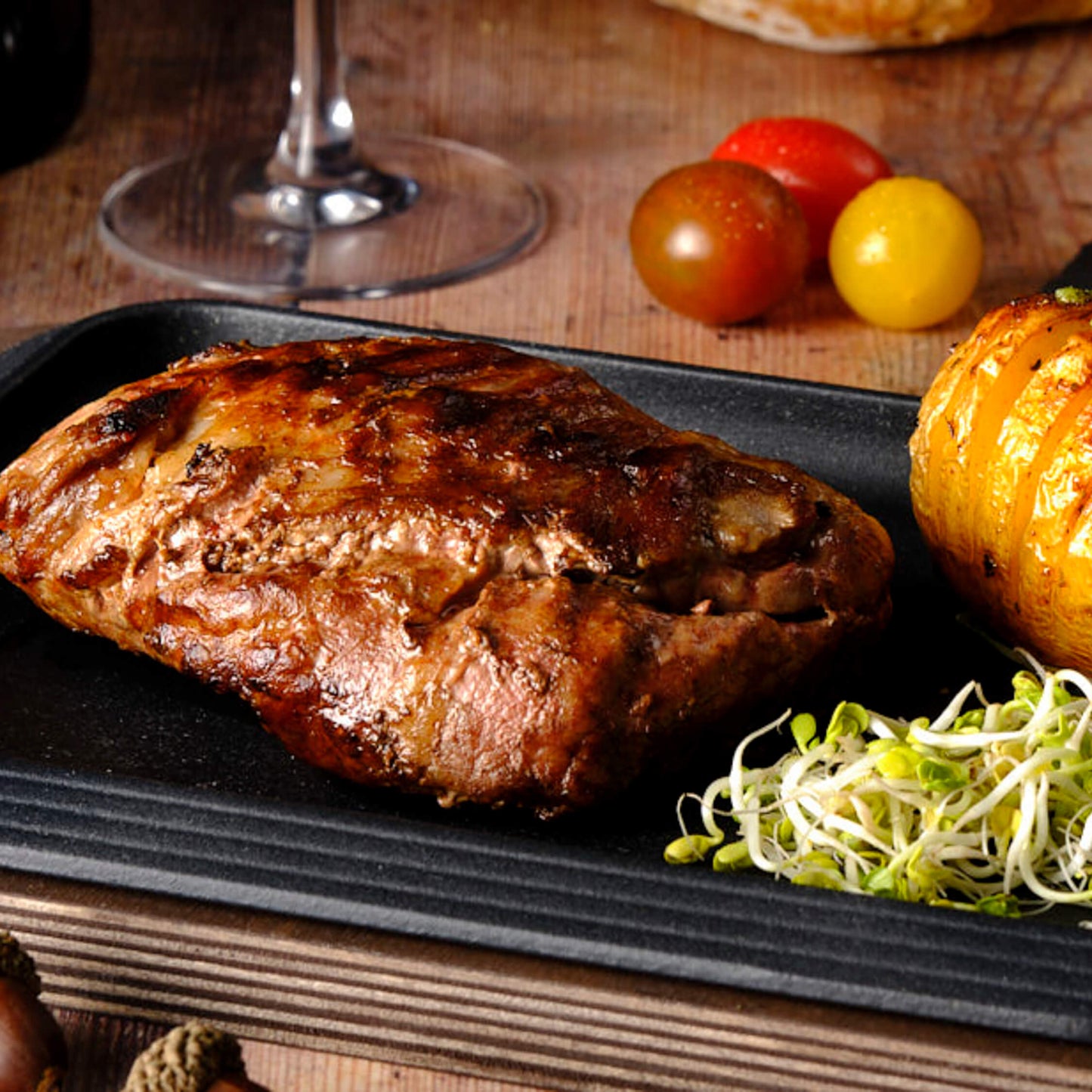 Pieza de Lomo 1 kg aprox. Pieza de Lomo 1 kg aprox.